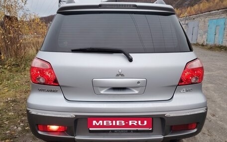 Mitsubishi Outlander III рестайлинг 3, 2007 год, 550 000 рублей, 19 фотография
