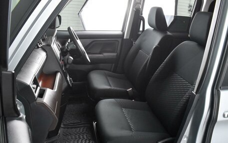 Toyota Roomy I, 2018 год, 1 164 000 рублей, 8 фотография