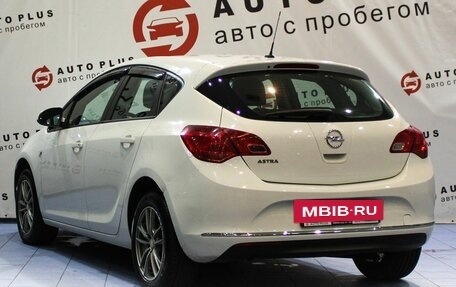 Opel Astra J, 2013 год, 499 000 рублей, 2 фотография