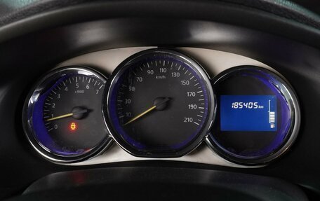 Renault Logan II, 2018 год, 750 000 рублей, 16 фотография