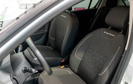 Renault Sandero II рестайлинг, 2019 год, 1 108 000 рублей, 16 фотография