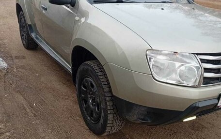 Renault Duster I рестайлинг, 2014 год, 800 000 рублей, 1 фотография