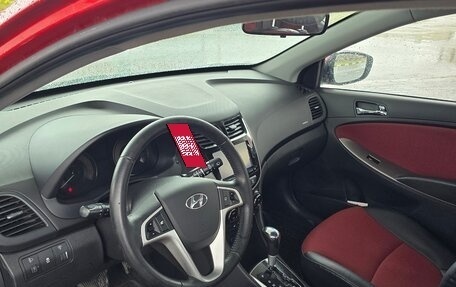 Hyundai Solaris II рестайлинг, 2011 год, 830 000 рублей, 13 фотография