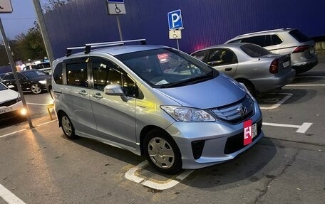 Honda Freed I, 2013 год, 1 200 000 рублей, 2 фотография