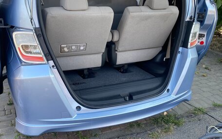 Honda Freed I, 2013 год, 1 200 000 рублей, 9 фотография