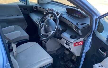 Honda Freed I, 2013 год, 1 200 000 рублей, 6 фотография