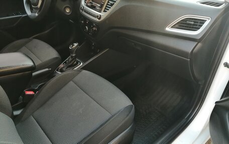 Hyundai Solaris II рестайлинг, 2020 год, 1 590 000 рублей, 10 фотография