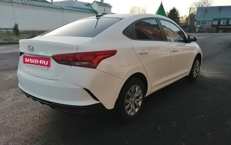 Hyundai Solaris II рестайлинг, 2020 год, 1 590 000 рублей, 6 фотография