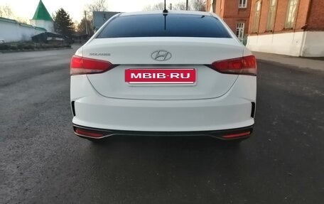 Hyundai Solaris II рестайлинг, 2020 год, 1 590 000 рублей, 5 фотография