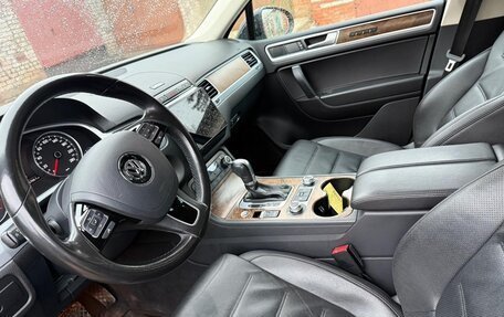 Volkswagen Touareg III, 2016 год, 3 300 000 рублей, 6 фотография