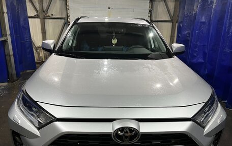 Toyota RAV4, 2021 год, 3 699 000 рублей, 1 фотография