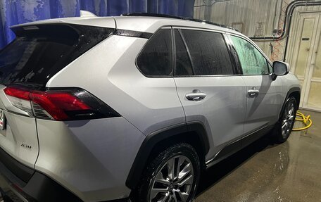 Toyota RAV4, 2021 год, 3 699 000 рублей, 3 фотография