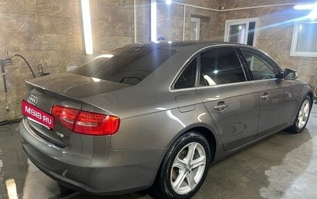 Audi A4, 2014 год, 1 240 000 рублей, 10 фотография