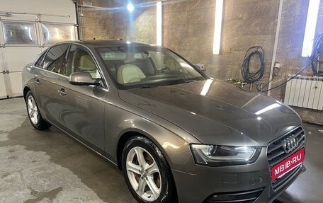 Audi A4, 2014 год, 1 240 000 рублей, 12 фотография