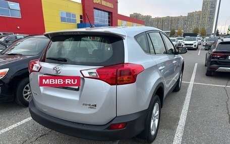 Toyota RAV4, 2013 год, 1 850 000 рублей, 3 фотография