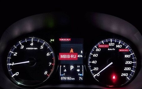 Mitsubishi Outlander III рестайлинг 3, 2019 год, 2 625 000 рублей, 13 фотография