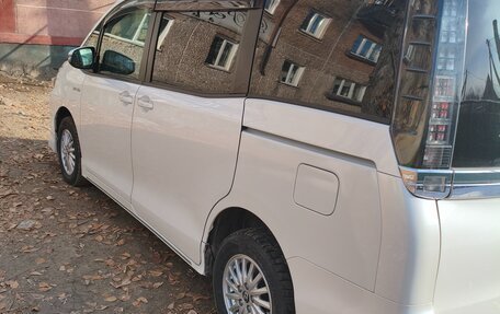 Toyota Voxy III, 2014 год, 1 900 000 рублей, 5 фотография