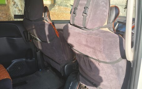 Toyota Voxy III, 2014 год, 1 900 000 рублей, 11 фотография