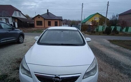 Opel Astra J, 2011 год, 450 000 рублей, 1 фотография