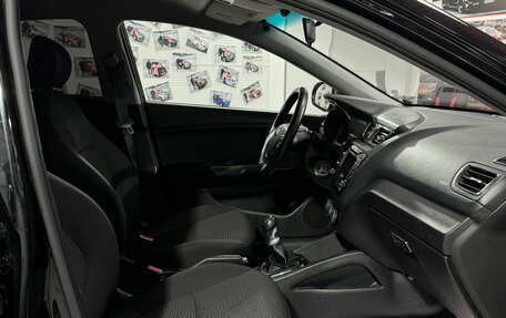 KIA Rio III рестайлинг, 2016 год, 999 000 рублей, 14 фотография