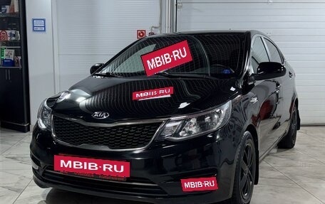 KIA Rio III рестайлинг, 2016 год, 999 000 рублей, 2 фотография