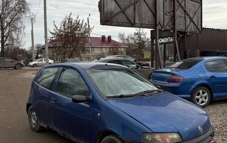 Fiat Punto III Punto Evo рестайлинг, 2002 год, 85 000 рублей, 4 фотография