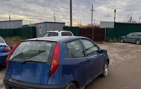 Fiat Punto III Punto Evo рестайлинг, 2002 год, 85 000 рублей, 5 фотография