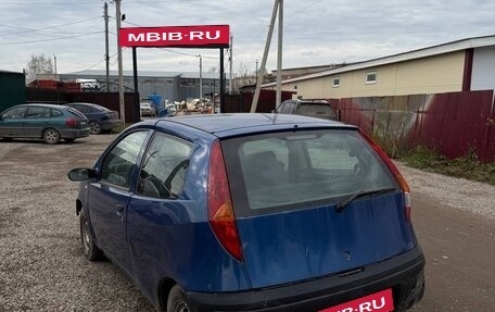 Fiat Punto III Punto Evo рестайлинг, 2002 год, 85 000 рублей, 6 фотография