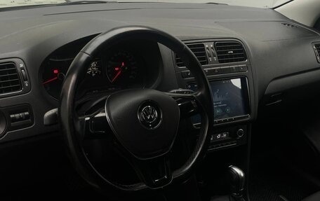 Volkswagen Polo VI (EU Market), 2016 год, 1 195 000 рублей, 15 фотография