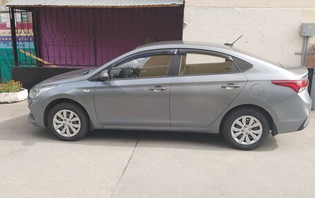 Hyundai Solaris II рестайлинг, 2019 год, 980 000 рублей, 2 фотография