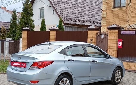 Hyundai Solaris II рестайлинг, 2011 год, 595 000 рублей, 4 фотография