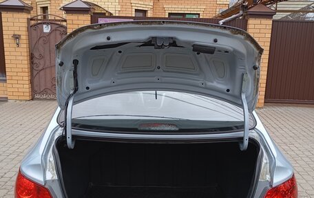 Hyundai Solaris II рестайлинг, 2011 год, 595 000 рублей, 19 фотография