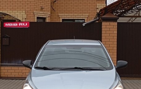 Hyundai Solaris II рестайлинг, 2011 год, 595 000 рублей, 8 фотография