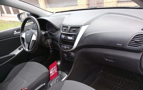 Hyundai Solaris II рестайлинг, 2011 год, 595 000 рублей, 23 фотография