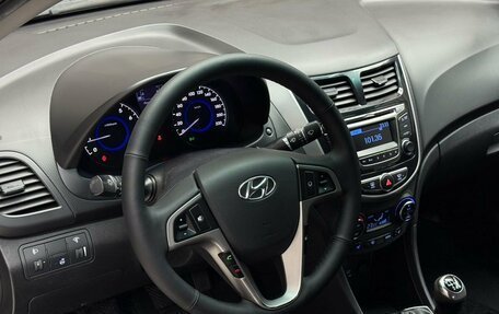 Hyundai Solaris II рестайлинг, 2014 год, 859 000 рублей, 10 фотография