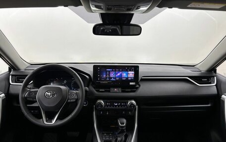 Toyota RAV4, 2025 год, 4 500 000 рублей, 17 фотография