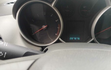 Chevrolet Cruze II, 2010 год, 250 000 рублей, 6 фотография