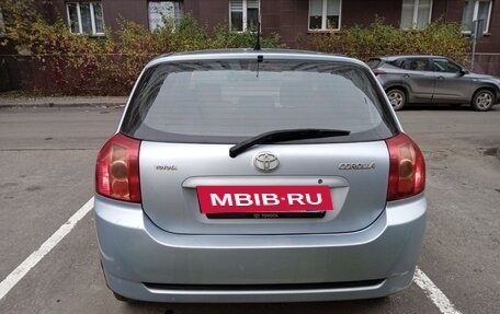 Toyota Corolla, 2005 год, 590 000 рублей, 4 фотография