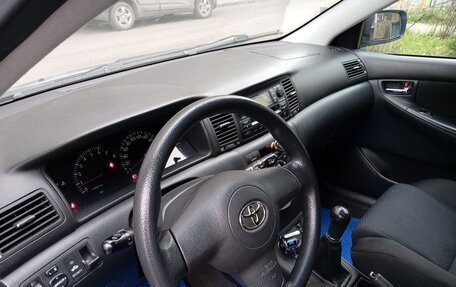 Toyota Corolla, 2005 год, 590 000 рублей, 11 фотография