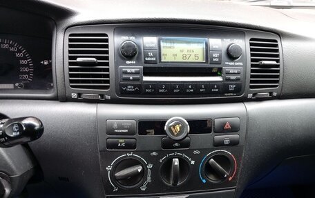 Toyota Corolla, 2005 год, 590 000 рублей, 18 фотография