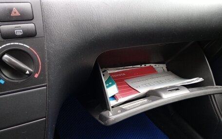 Toyota Corolla, 2005 год, 590 000 рублей, 19 фотография