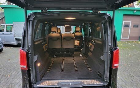 Mercedes-Benz V-Класс, 2021 год, 14 000 000 рублей, 2 фотография