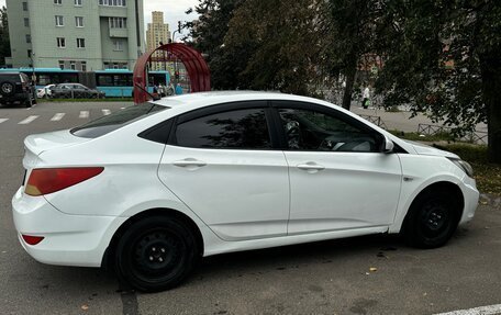 Hyundai Solaris II рестайлинг, 2011 год, 540 000 рублей, 2 фотография