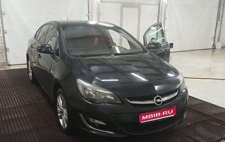 Opel Astra J, 2013 год, 650 000 рублей, 1 фотография