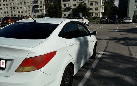 Hyundai Solaris II рестайлинг, 2011 год, 540 000 рублей, 10 фотография