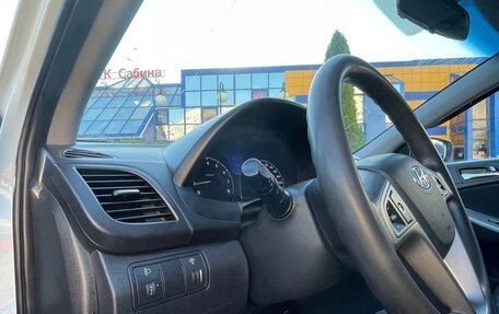 Hyundai Solaris II рестайлинг, 2011 год, 540 000 рублей, 18 фотография