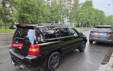 Toyota Kluger I, 2002 год, 1 000 000 рублей, 2 фотография
