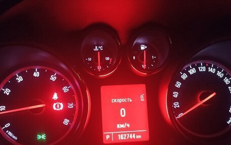 Opel Astra J, 2013 год, 650 000 рублей, 3 фотография