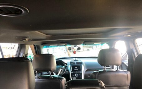 Ford Explorer VI, 2013 год, 2 100 000 рублей, 10 фотография