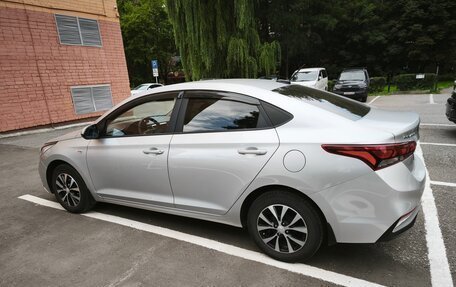 Hyundai Solaris II рестайлинг, 2018 год, 1 760 000 рублей, 1 фотография